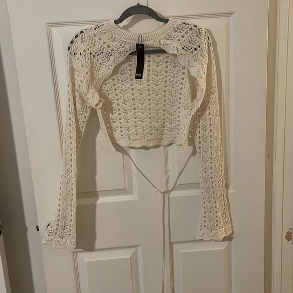 Bohemian open back crochet top - Picture 3 of 6